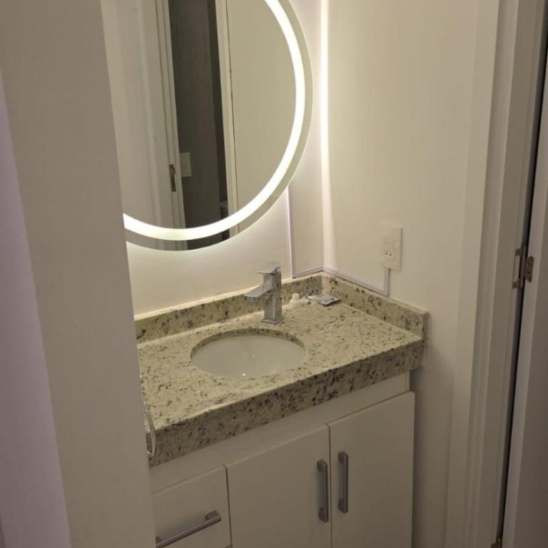 1 bedroom apartment, 3 min from the Airport - One-Bedroom Apartment - 13