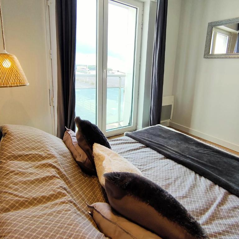 Face Mer Panoramique 2 chambres Parking - Two-Bedroom Apartment with Ocean View - 15