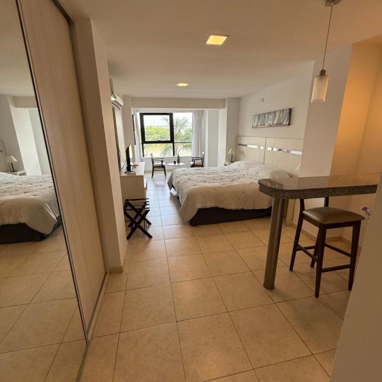 Loft Puerto Amarras - One-Bedroom Apartment - 38
