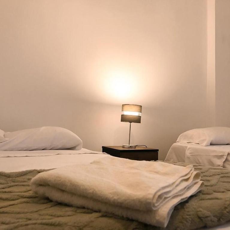 Mini departamento con cochera - Three-Bedroom Apartment - 9