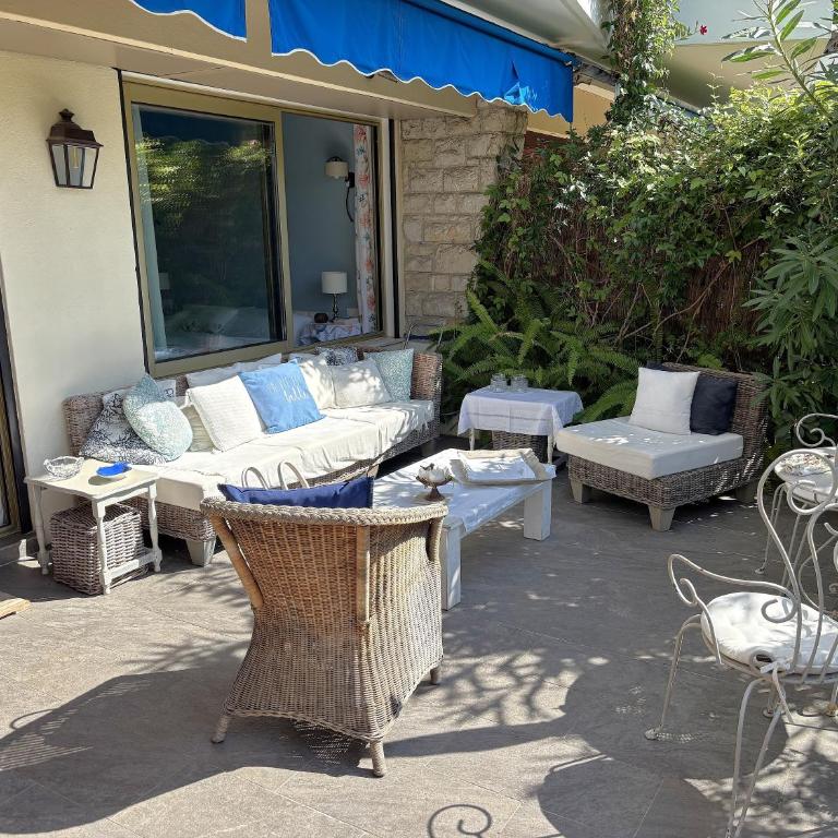 Appartement 2 chambres, terrasses, proche mer et commerces à Saint-Jean Cap Ferrat - Apartamento de 2 dormitorios - 18