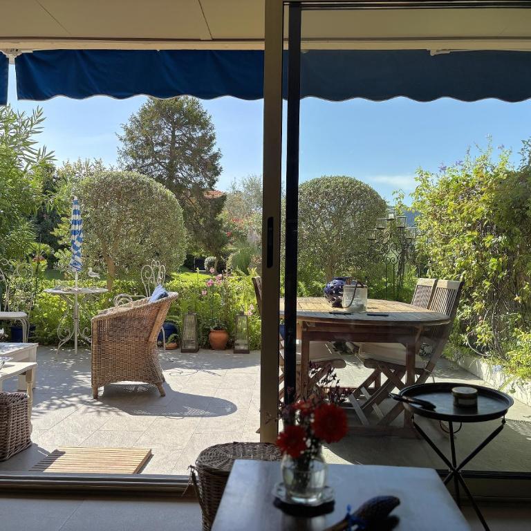 Appartement 2 chambres, terrasses, proche mer et commerces à Saint-Jean Cap Ferrat - Apartamento de 2 dormitorios - 19