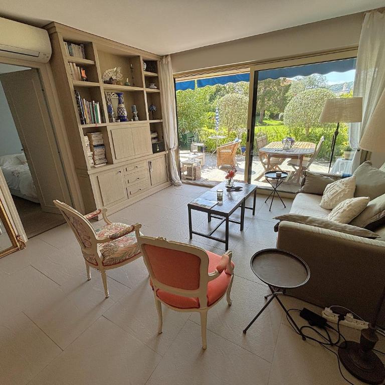 Appartement 2 chambres, terrasses, proche mer et commerces à Saint-Jean Cap Ferrat - Apartamento de 2 dormitorios - 6