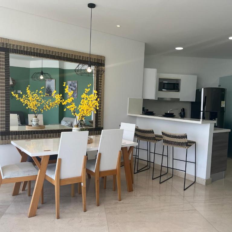 Grand Marina Oceanview Apartments by Xarm Apartments - Apartamento de 2 dormitorios con terraza y vistas al mar - 10