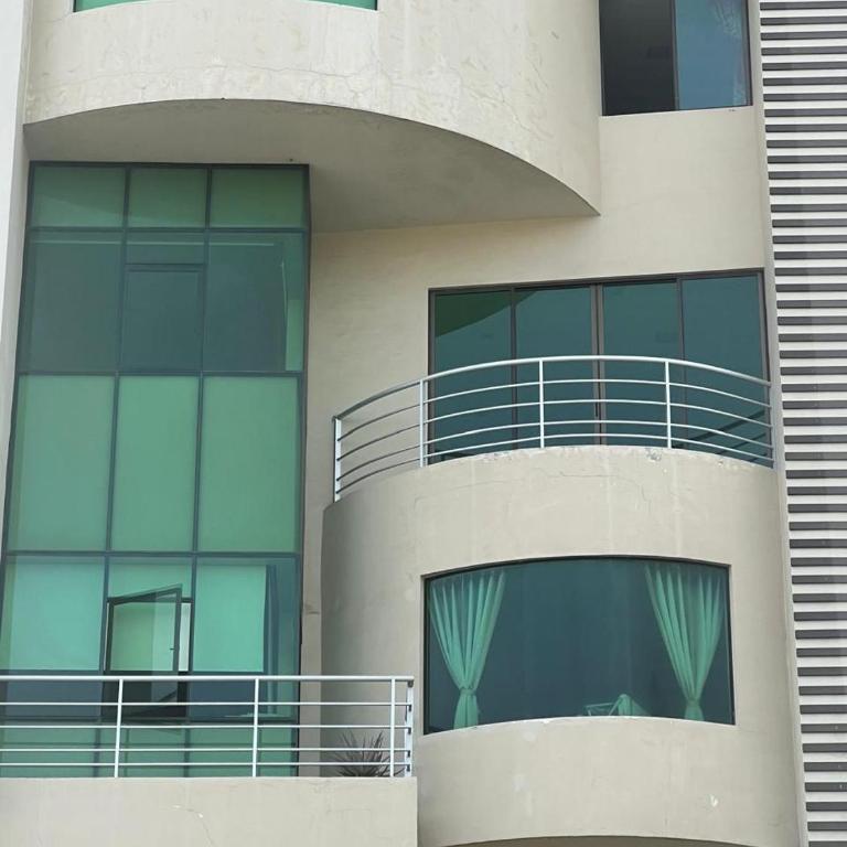 Modern apartment a few steps from the Salinas esplanade - Two-Bedroom Apartment - 11