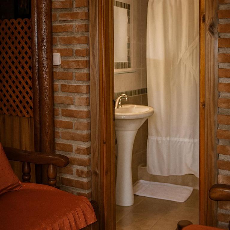 Cabaña en el pinar de la lucila del mar -de dos pisos- - Casa con 1 dormitorio - 5