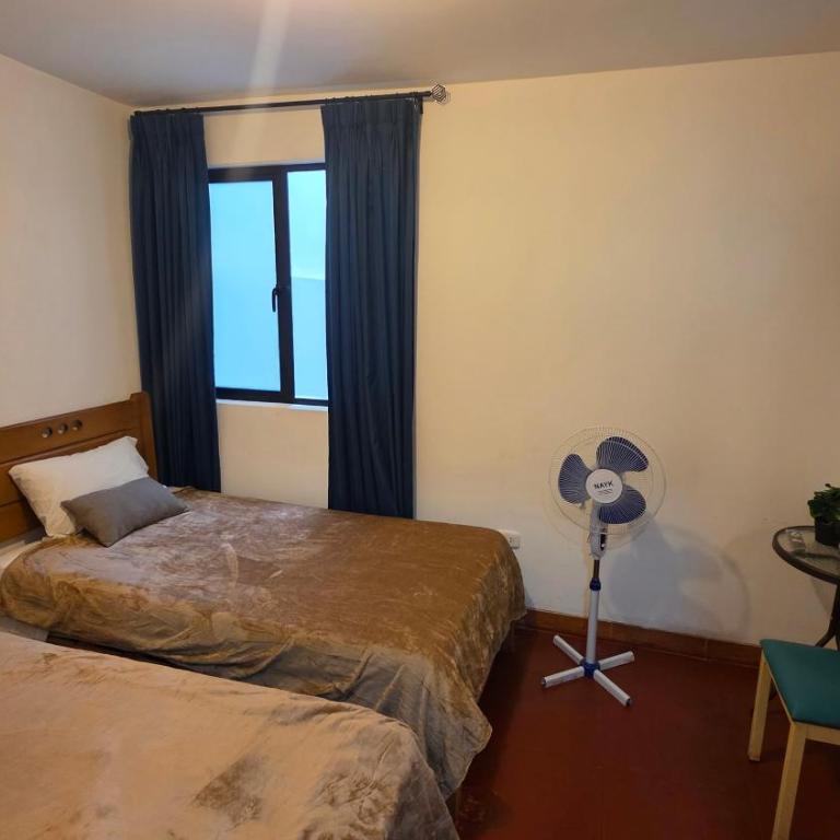Jorge Chavez Lima Airport Hostel - FREE AIRPORT PICK UP - Twin Room with Private Bathroom - 1