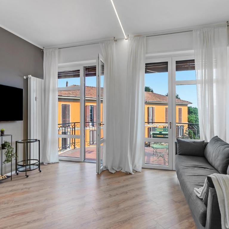 Specchio Di Cielo: Apartment with Terrace and AC Arona Center - Happy Rentals - Appartamento con Terrazza - 4
