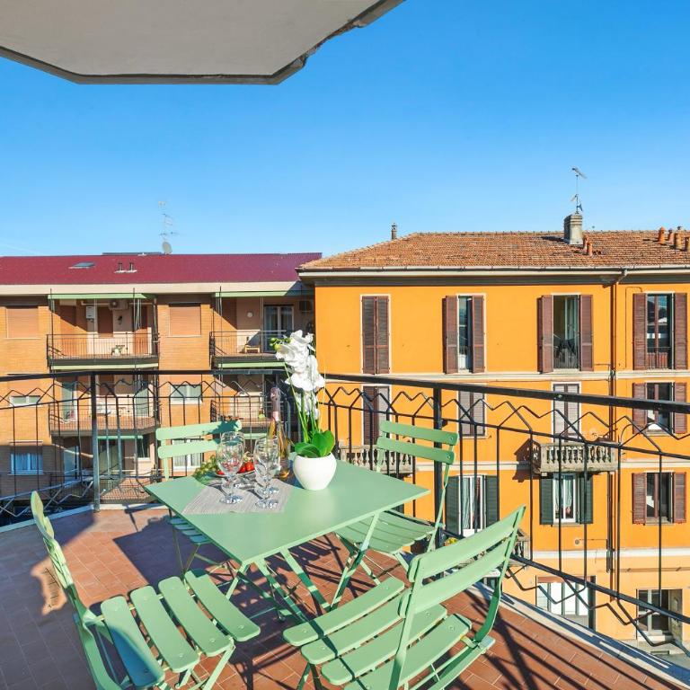 Specchio Di Cielo: Apartment with Terrace and AC Arona Center - Happy Rentals - Appartamento con Terrazza - 11