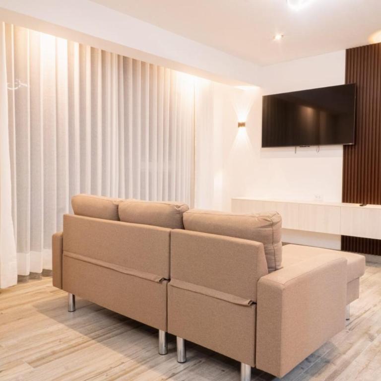 Edificio FERVAL - Three-Bedroom Apartment - 8
