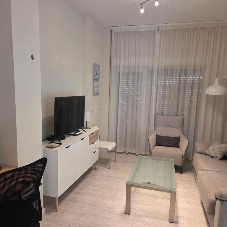 Apartamento en Urbanizacion El Retiro III - Apartamento de 1 dormitorio - 6