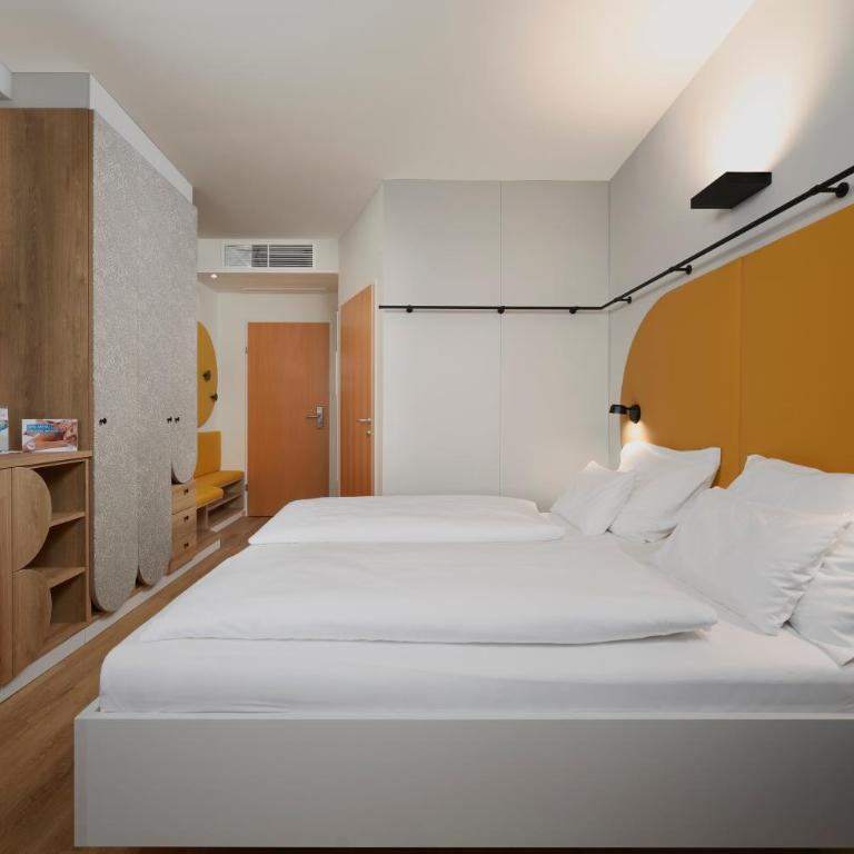 H2O Hotel-Therme-Resort, 3 Sterne superior, für Familien mit Kindern - Deluxe Zimmer - 1