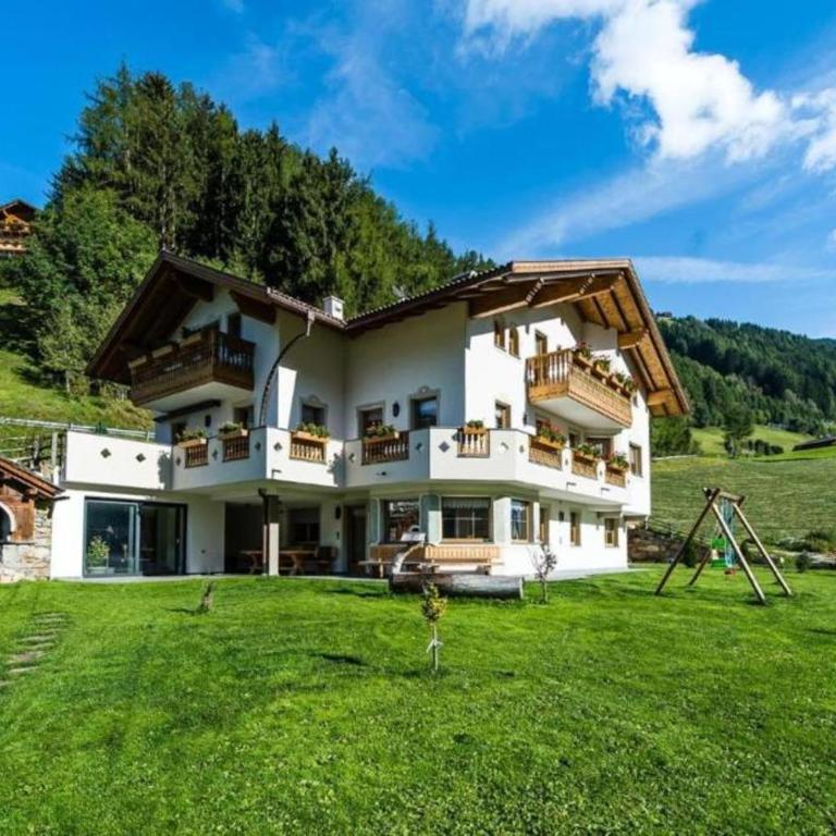 Alpenappart - Appartamento con 2 Camere da Letto e con Vista Montagna - 1