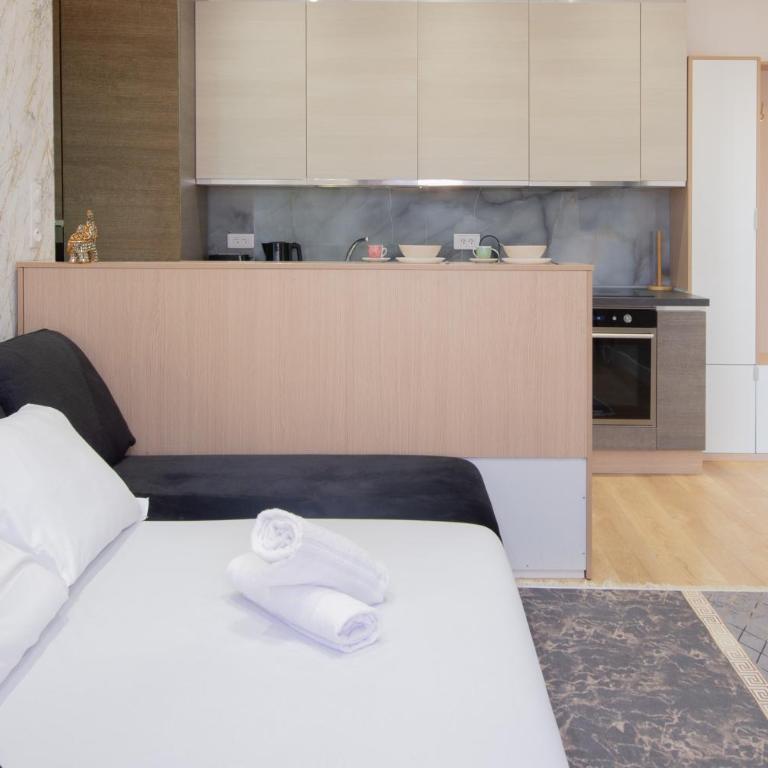 5mn Monaco - Agréable, central et lumineux - ET - Appartement 2 Chambres - 7