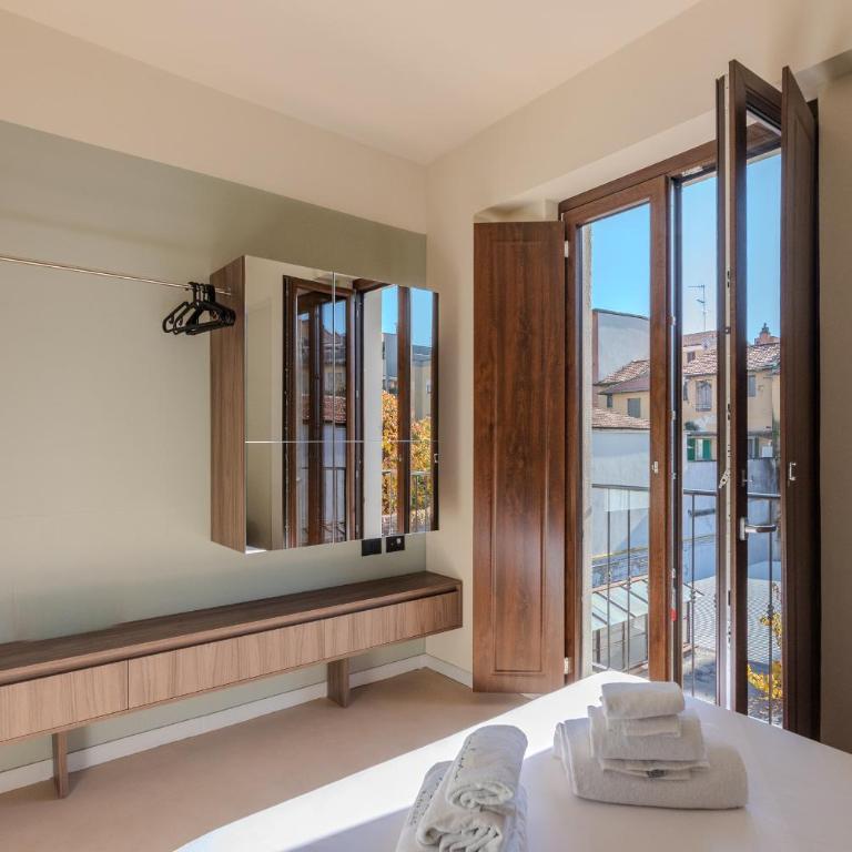 MIA HOME experience - One-Bedroom Apartment with Pool View - 8