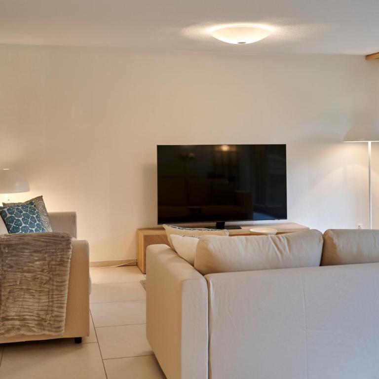 Great Location, Spacious, nice views, modern - Appartement avec Vue sur la Montagne - 9