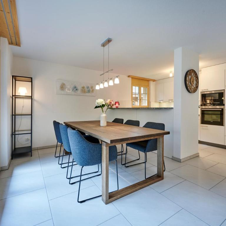 Great Location, Spacious, nice views, modern - Appartement avec Vue sur la Montagne - 23