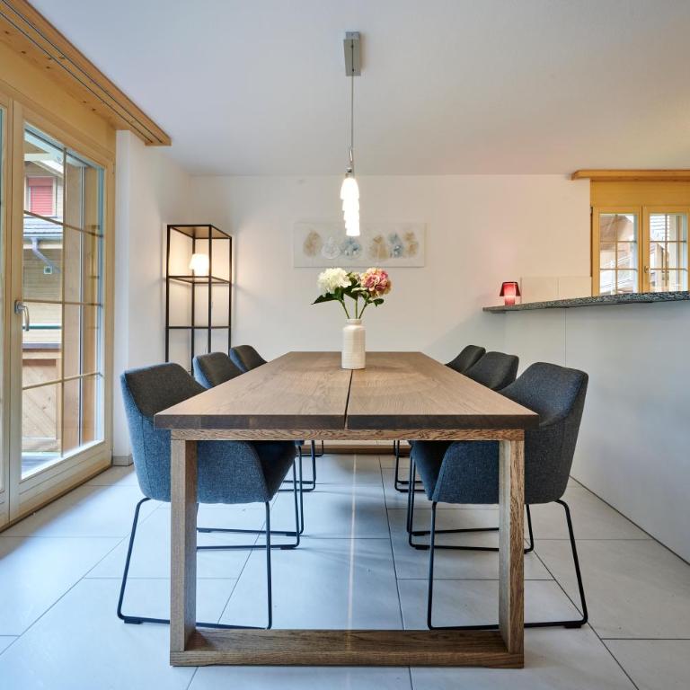 Great Location, Spacious, nice views, modern - Appartement avec Vue sur la Montagne - 40