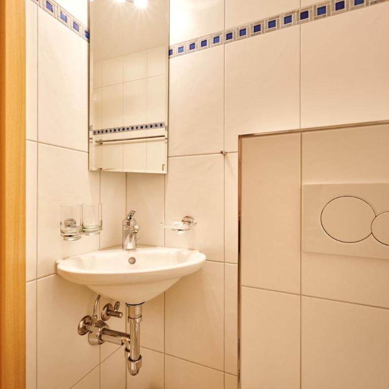 Great Location, Spacious, nice views, modern - Appartement avec Vue sur la Montagne - 42