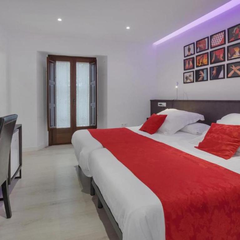 Hotel Ronda Nuevo - Habitación Doble Deluxe con bañera - 6