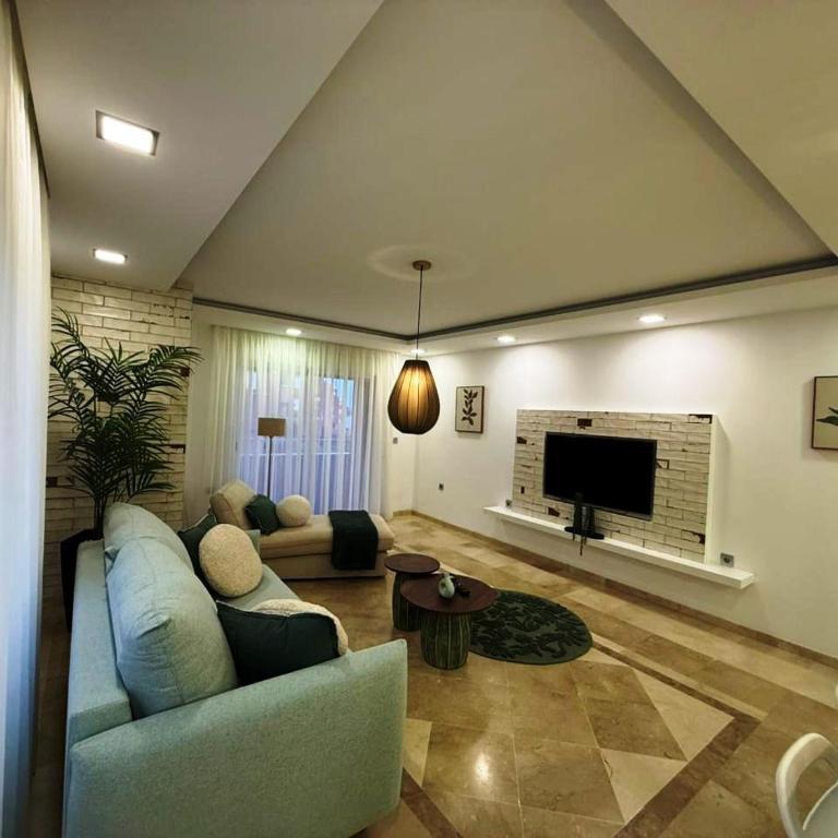 Luxury 100 sq.m. sea view apartment - Apartamento con vistas al mar - 2
