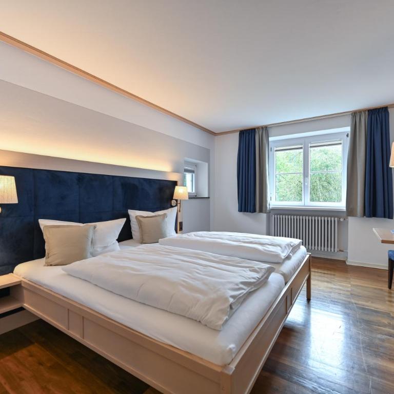 Gästehaus Sankt Ulrich - Doppelzimmer ohne Balkon - 1