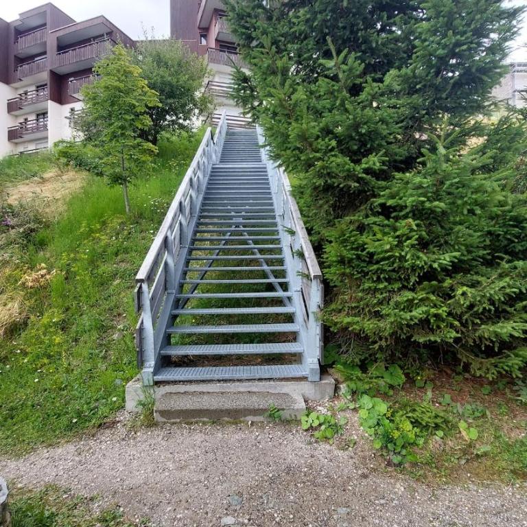 Studio avec Balcon - La Godille - 4 personnes - Estudio con balcón - 4