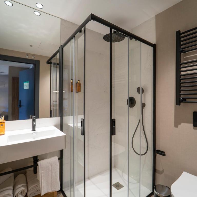 Heritage Suites Oviedo - Estudio Superior - 16