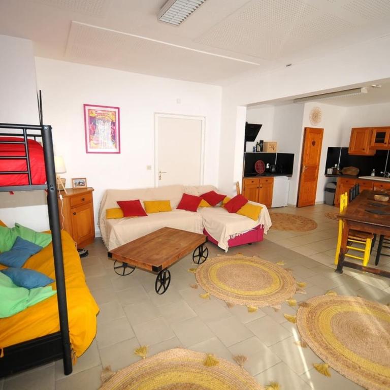 Gîte le Rocher - Meublé en Rdc du gîte pour 8 pers - Appartement - 3