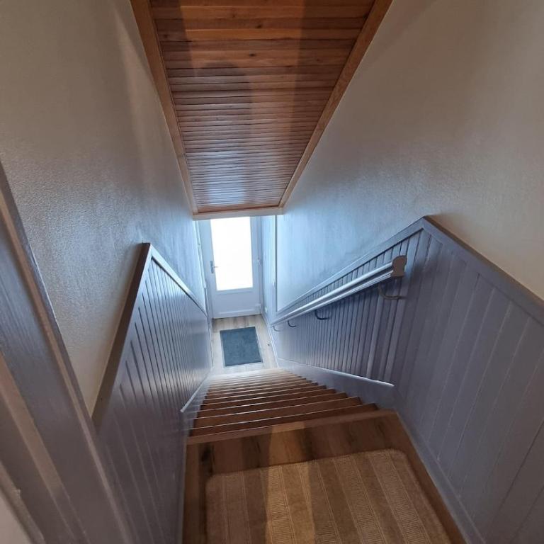 Appart 1er Etage - 90 m plein centre-ville ! - Appartement 3 Chambres - 11