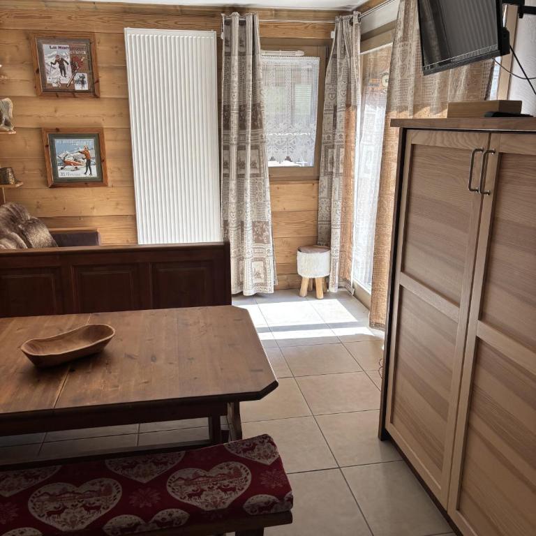 Les 7 laux immobilier chalet F - Appartement avec Terrasse - 10