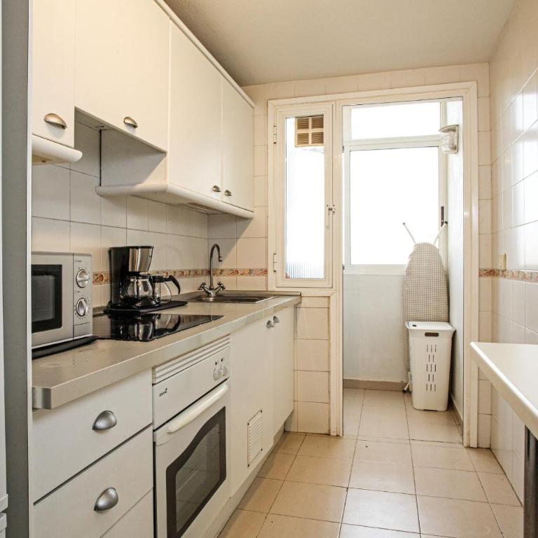Cozy apartment near the sea with private parking - Apartamento de 2 dormitorios - 13