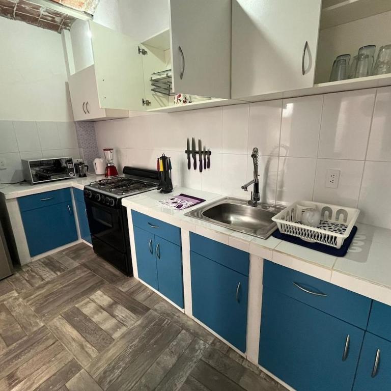House las Hojas - Three-Bedroom House - 2