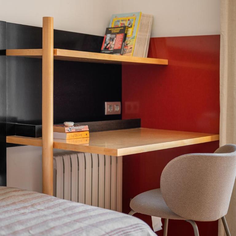 Stay U-nique Apartments Salvador Espriu - Three-Bedroom Apartment - 2