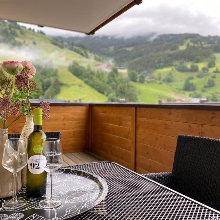 Holidayhome with Sauna Genieten in Saalbach Top E2 - Three-Bedroom Apartment - 10
