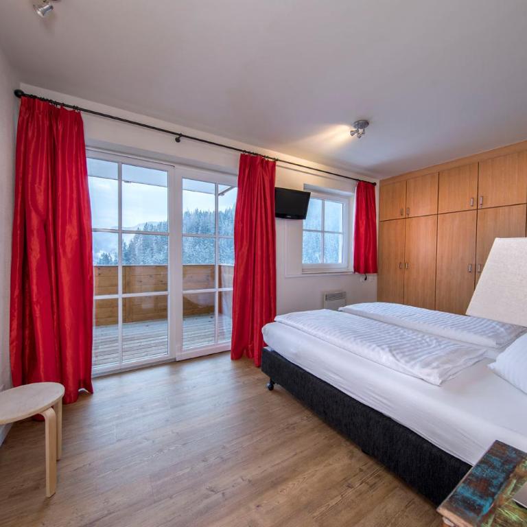 Holidayhome with Sauna Genieten in Saalbach Top E2 - Three-Bedroom Apartment - 11
