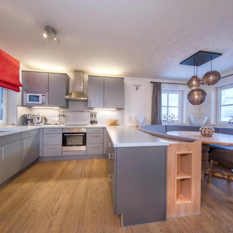 Holidayhome with Sauna Genieten in Saalbach Top E2 - Three-Bedroom Apartment - 6