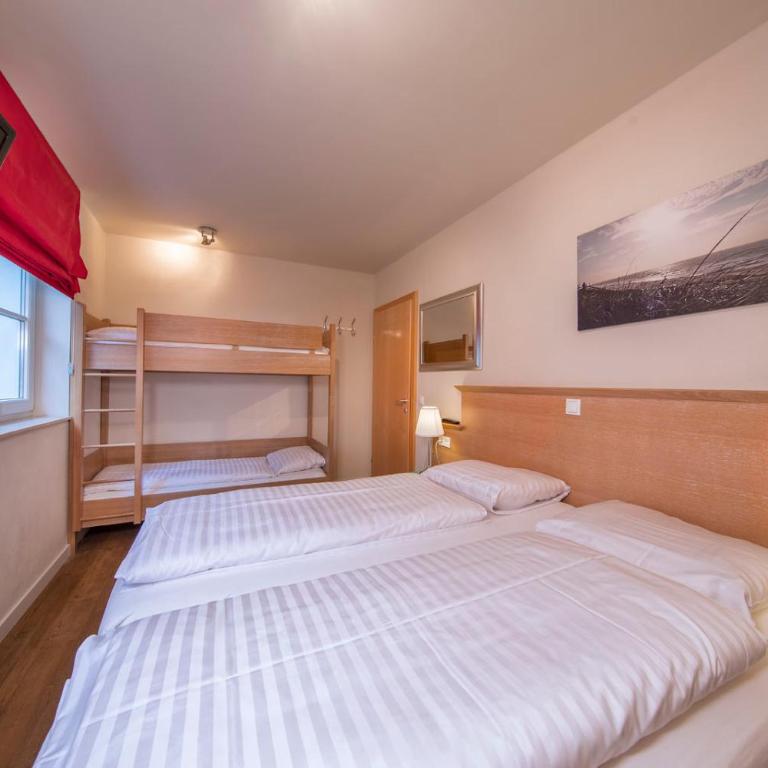 Holidayhome with Sauna Genieten in Saalbach Top E2 - Three-Bedroom Apartment - 16