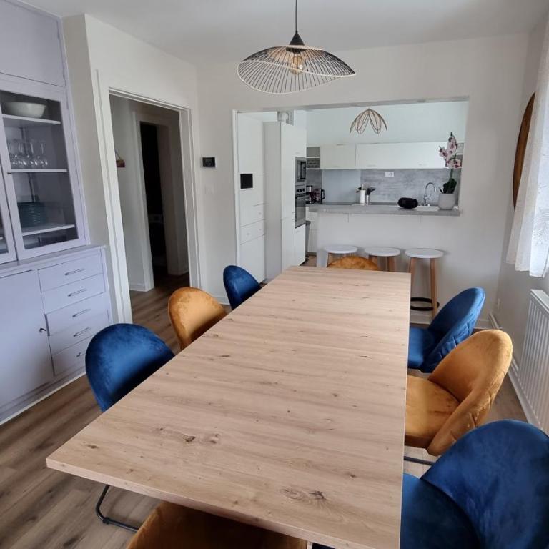 Appart 1er Etage - 90 m plein centre-ville ! - Appartement 3 Chambres - 5