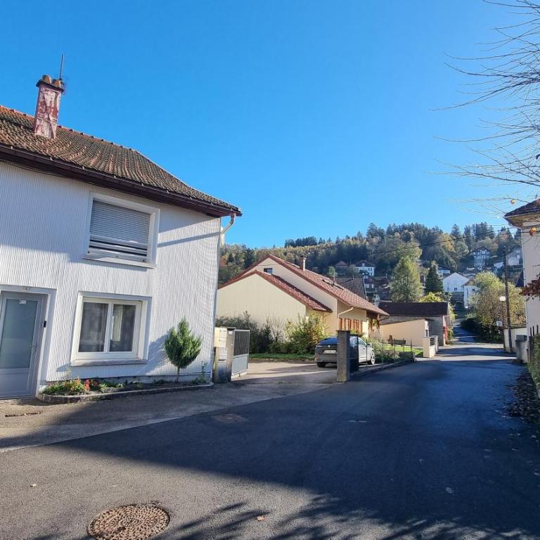 Appart 1er Etage - 90 m plein centre-ville ! - Appartement 3 Chambres - 2