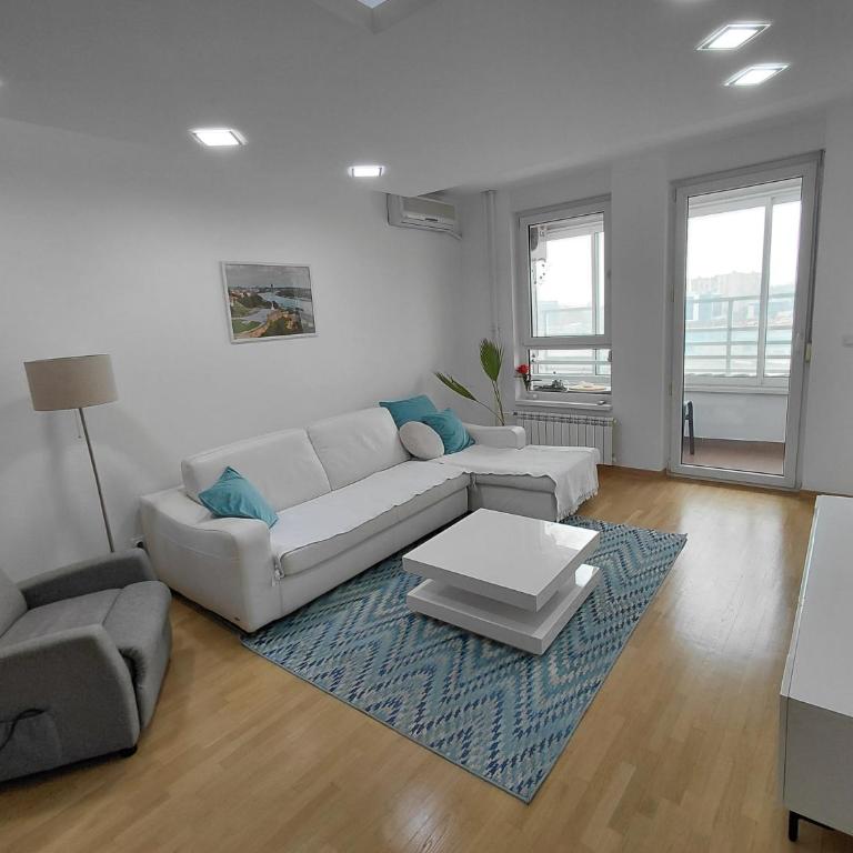 Premium Belvil apartment, free parking - One-Bedroom Apartment - 1