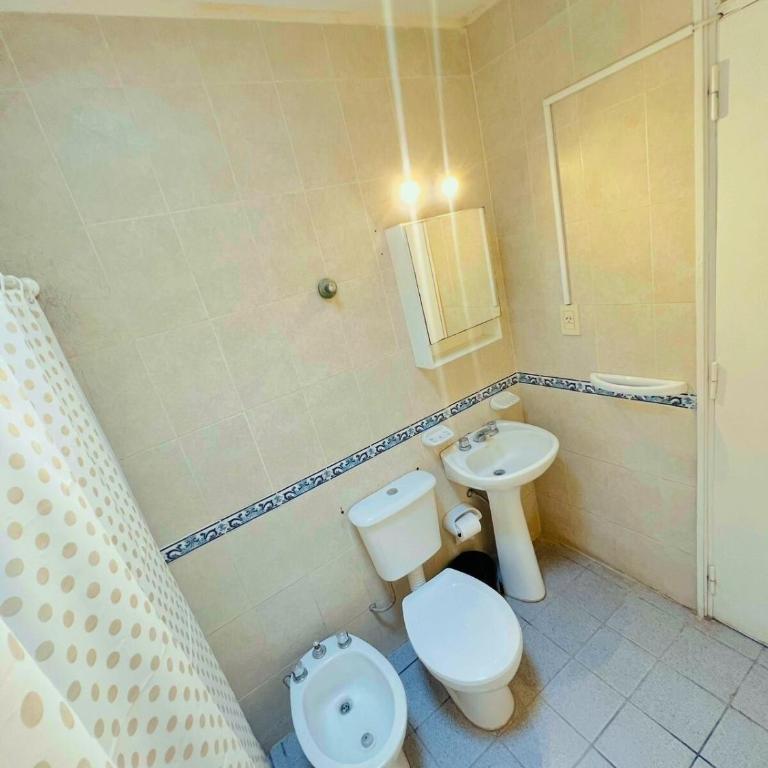 Casa con pileta y quincho - Two-Bedroom House - 8