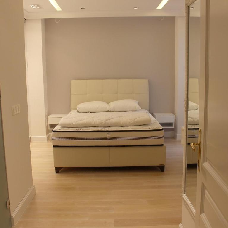 Balcony Bliss - Apartman sa 3 Spavaće Sobe - 11