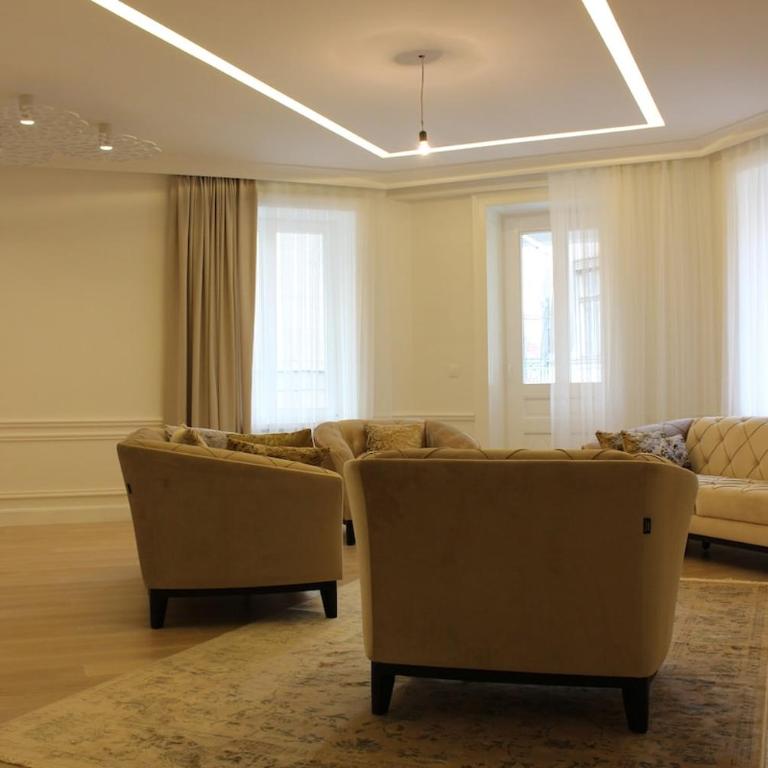 Balcony Bliss - Apartman sa 3 Spavaće Sobe - 16