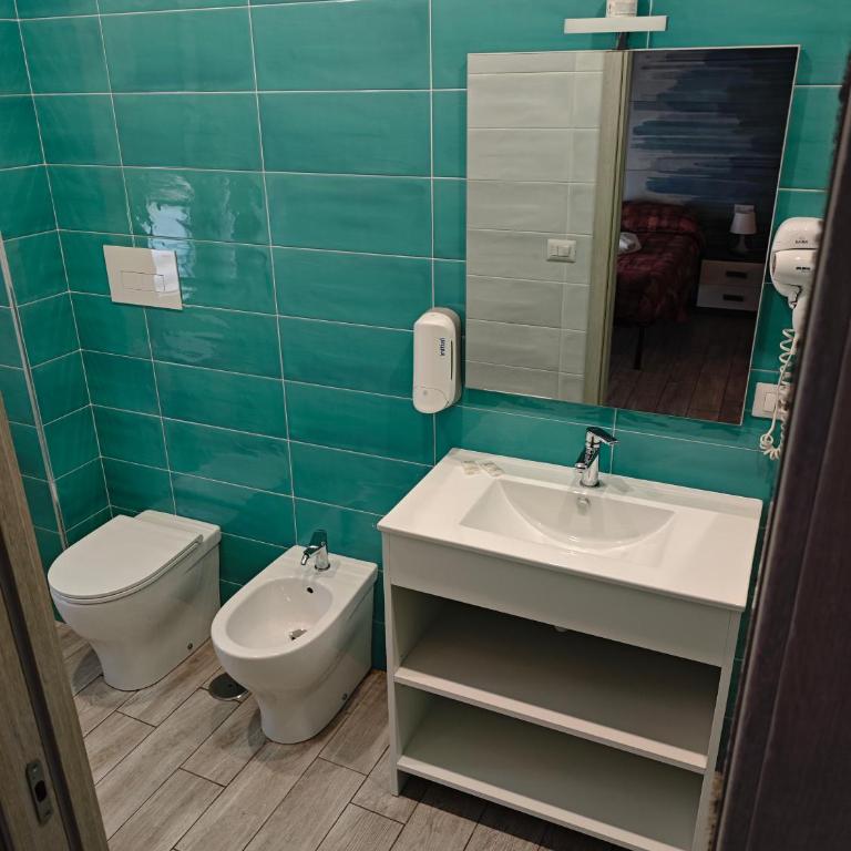 B & B LE GEMELLINE - Camera Doppia con Letti Singoli con Bagno Privato - 14