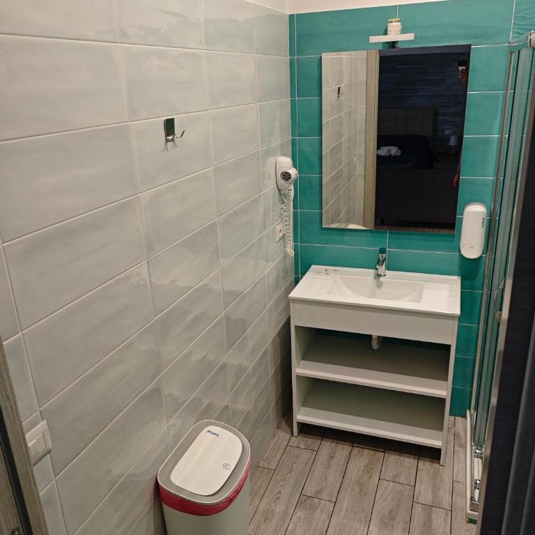 B & B LE GEMELLINE - Camera Familiare con Bagno Privato - 31