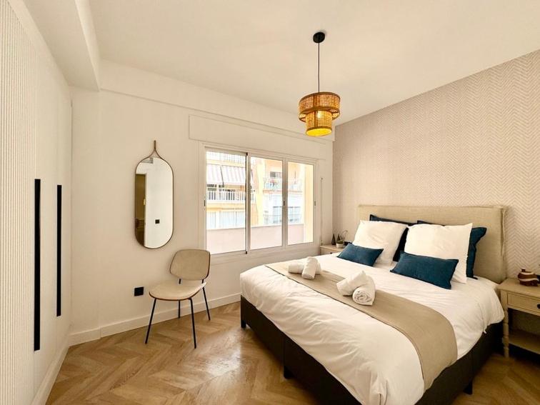 4BD Central Soho Luxe Retreat Terrace 2BH & AC - Superior Apartment - 11
