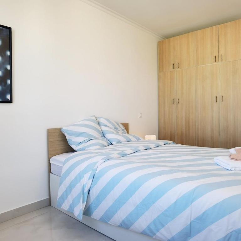 Modern 2-Bed Apt 80m2 with Elevator FREE Parking N19-25 - Appartement 2 Chambres - 13