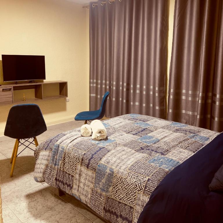 AShostEcuador, Quito, rooms & suits, Quito cerca parque La Carolina - Habitación Doble Estándar - 2