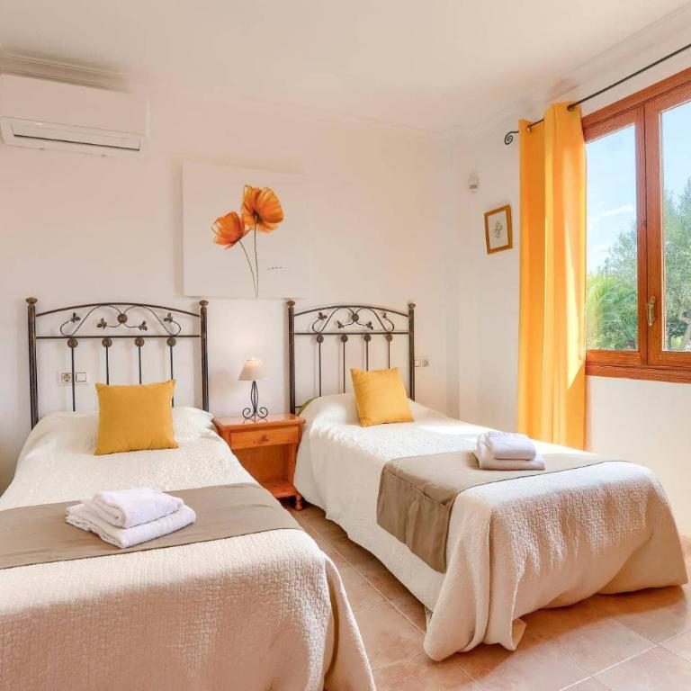 Villa Garriguer by Villa Plus - Villa - 14